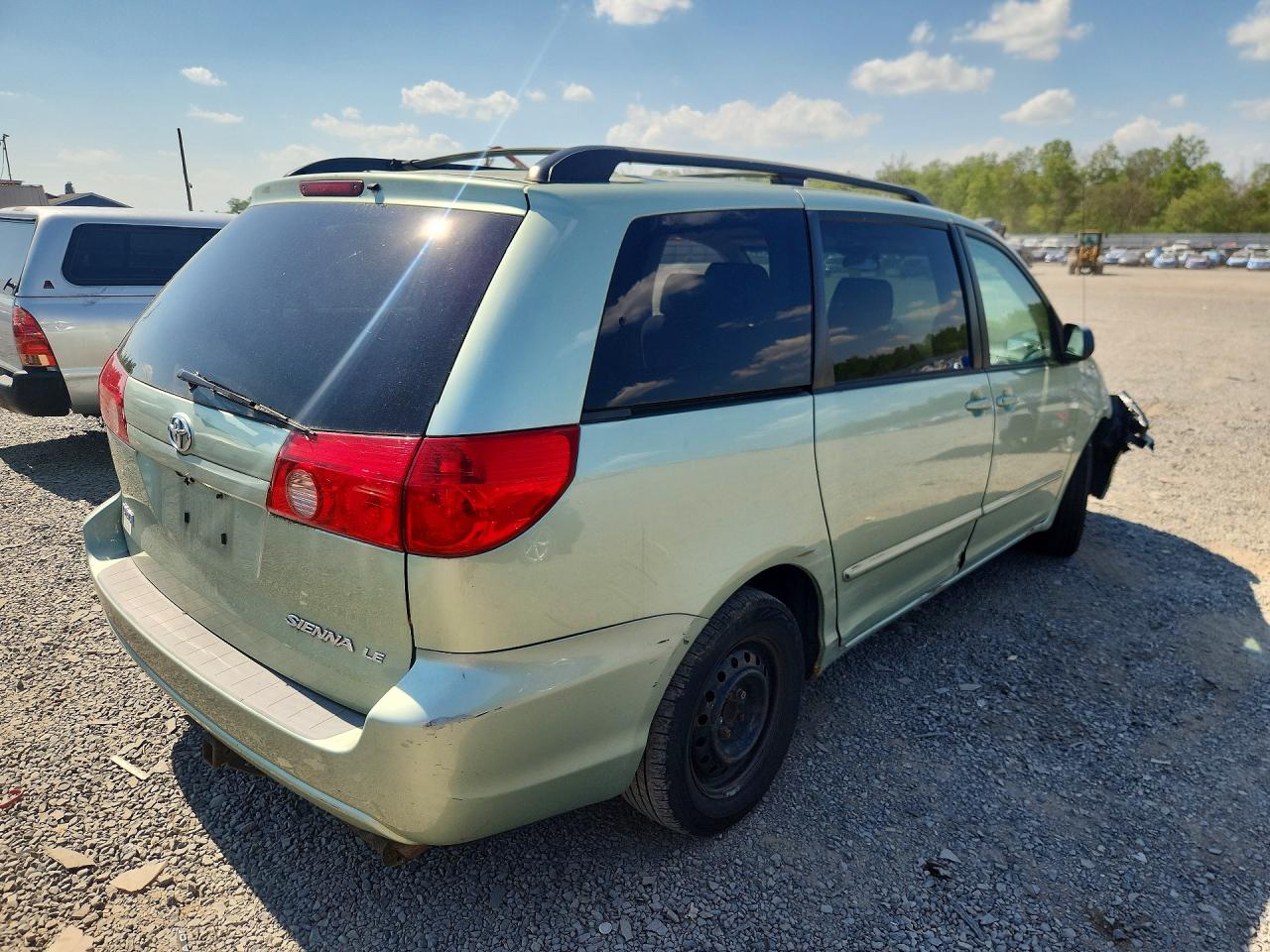 2007 TOYOTA SIENNA