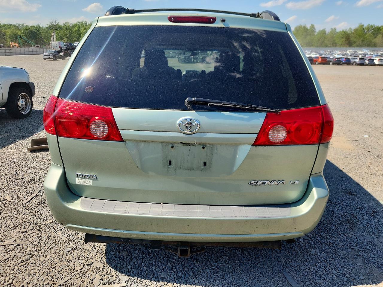 2007 TOYOTA SIENNA