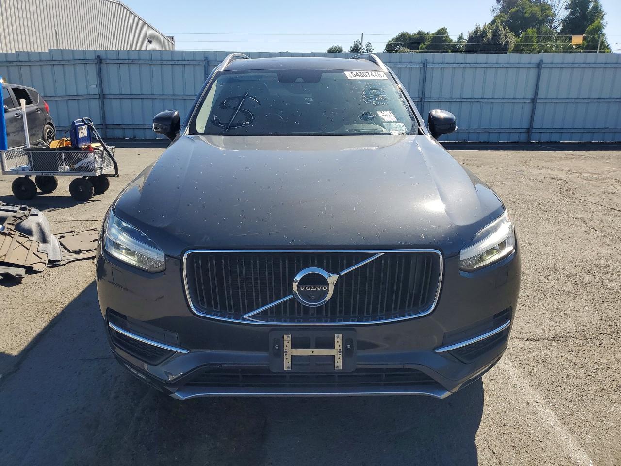 2016 VOLVO XC90