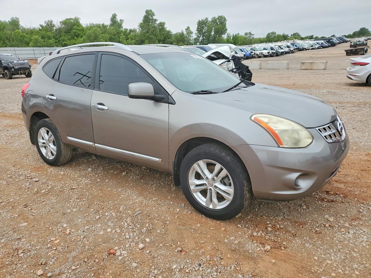 2013 NISSAN ROGUE