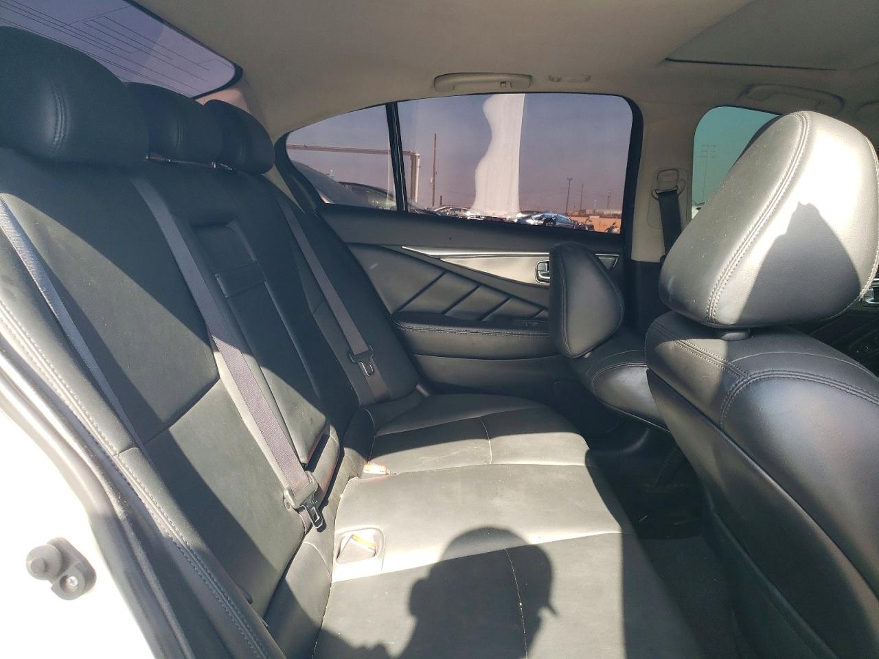 2017 INFINITI Q50