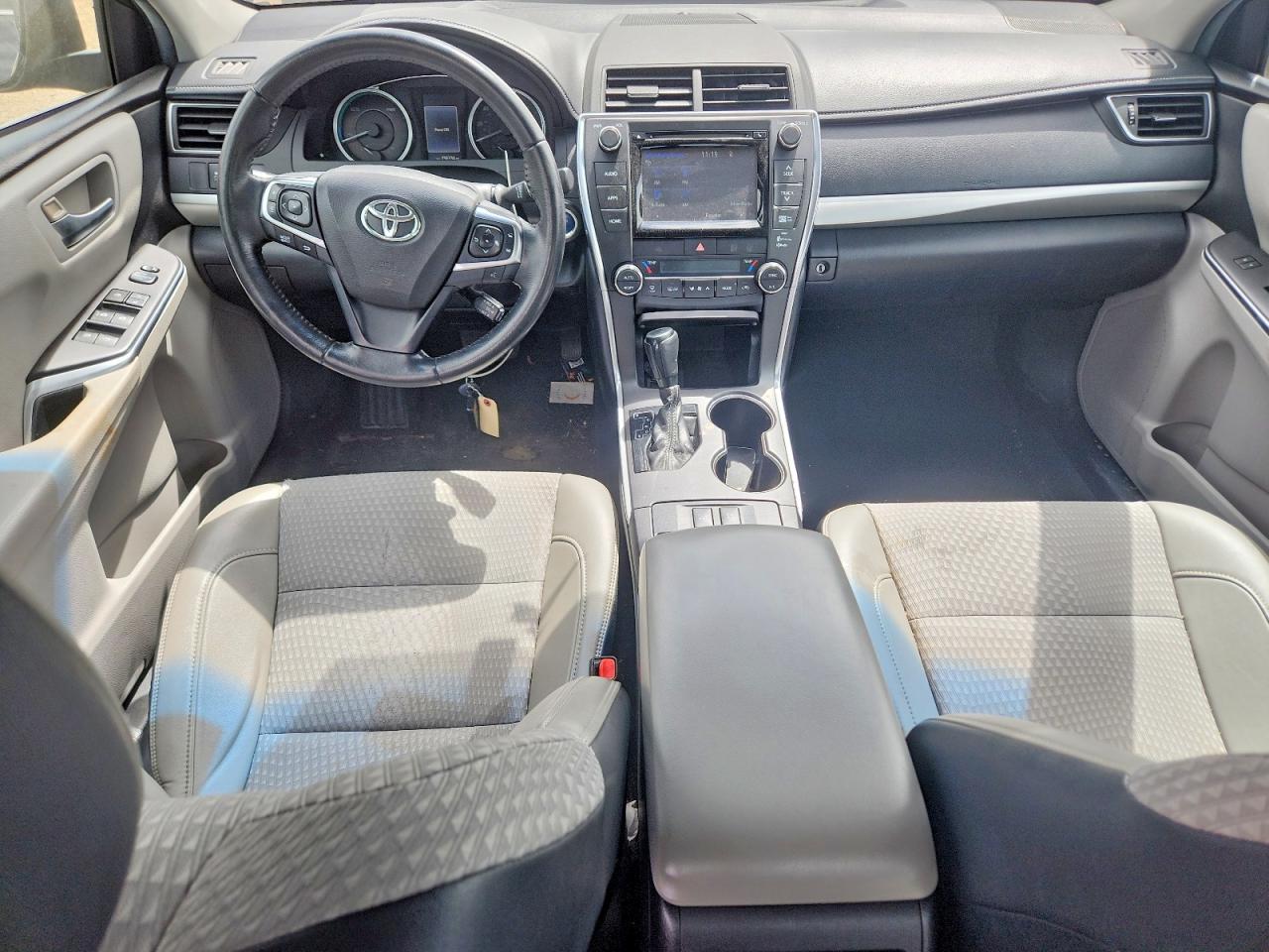 2015 TOYOTA CAMRY SOLA