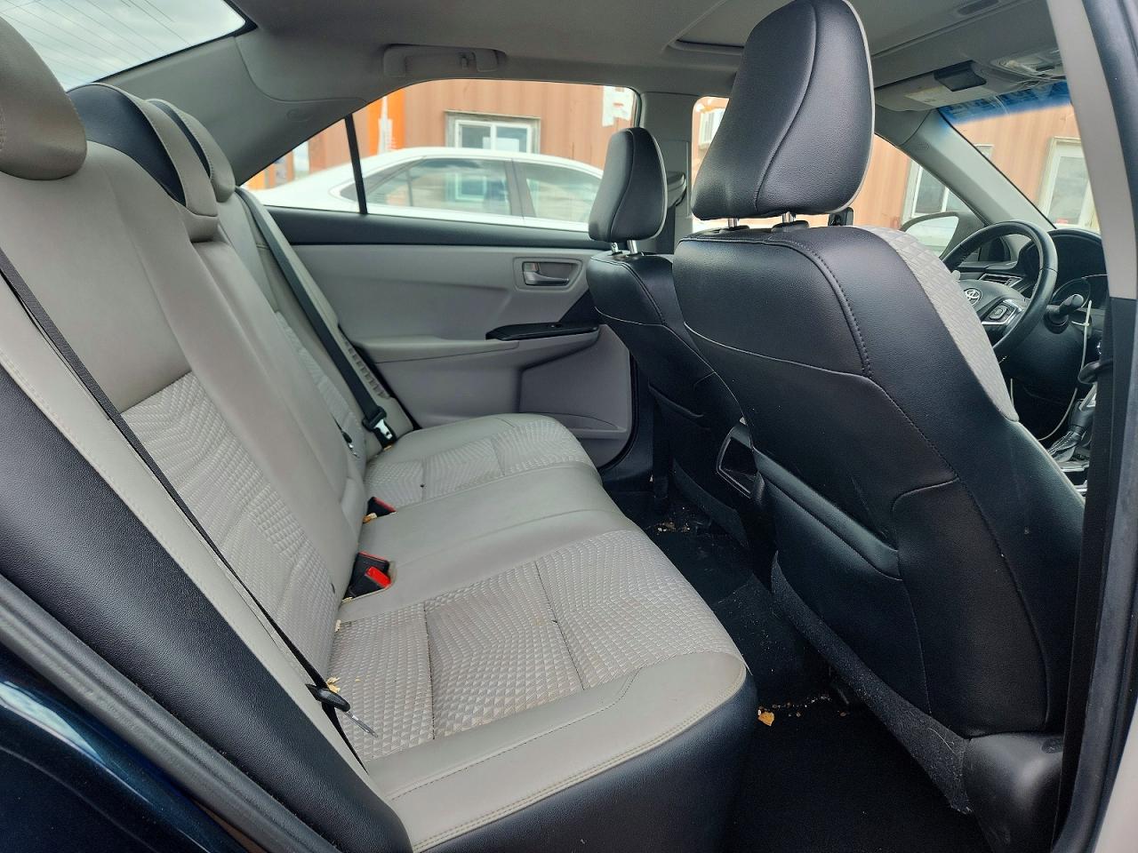 2015 TOYOTA CAMRY SOLA