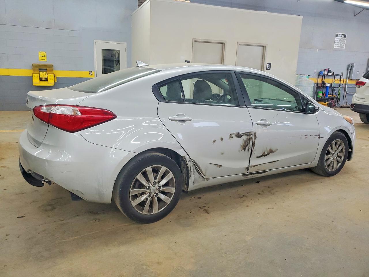 2015 KIA FORTE