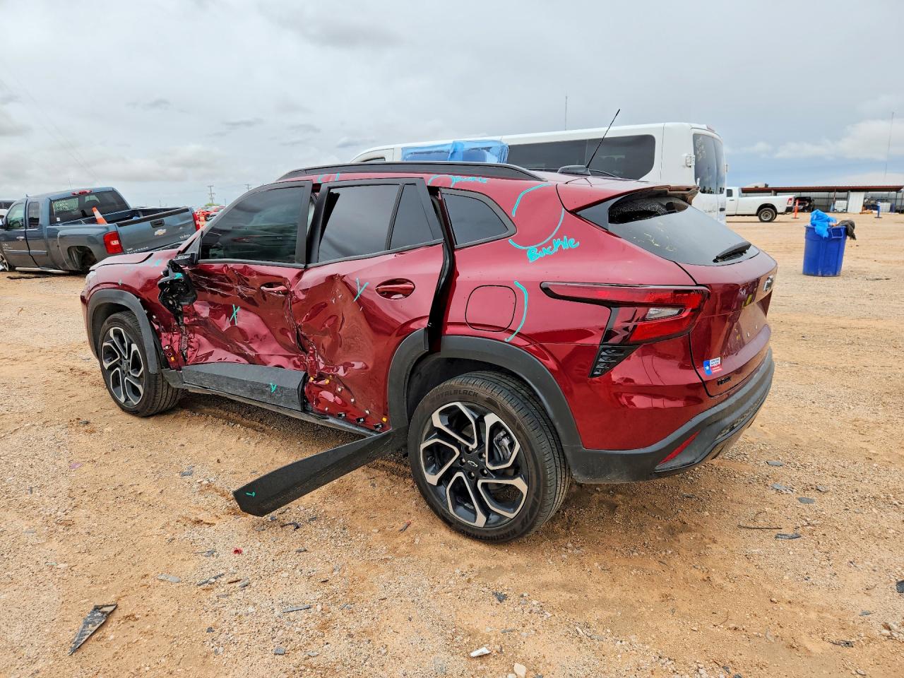 2025 CHEVROLET TRAX