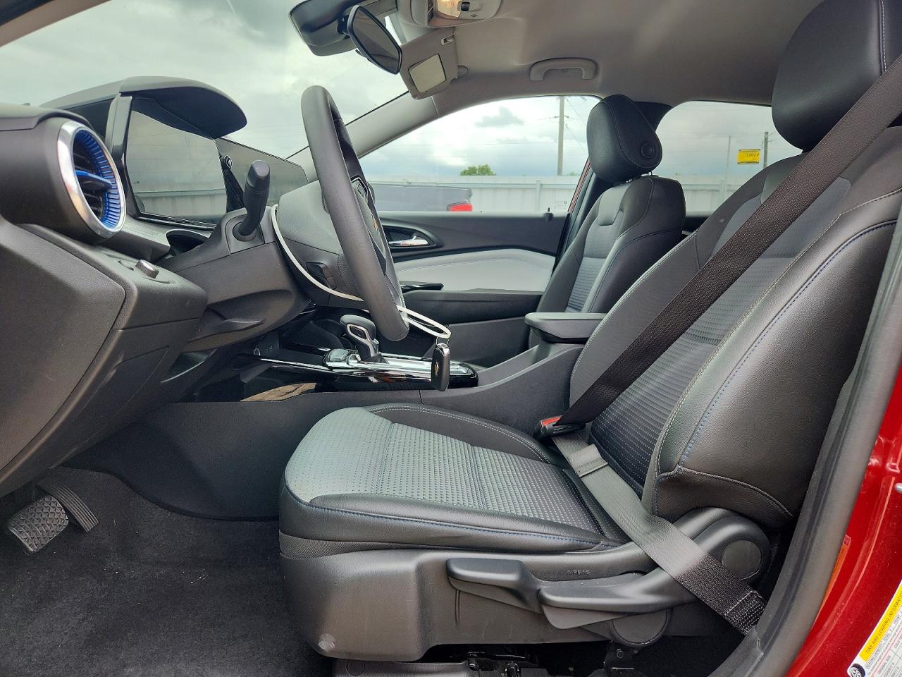 2025 CHEVROLET TRAX