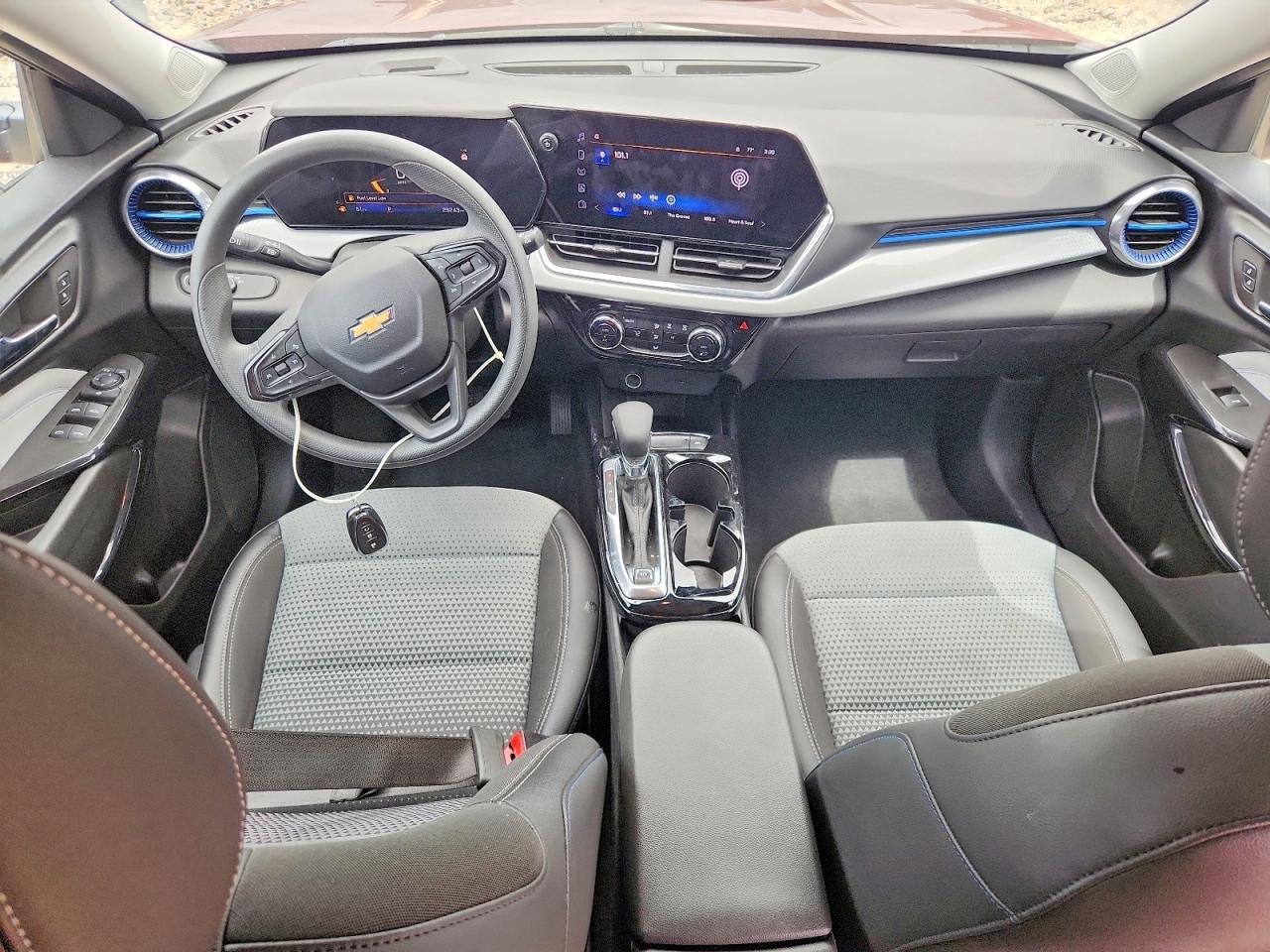 2025 CHEVROLET TRAX