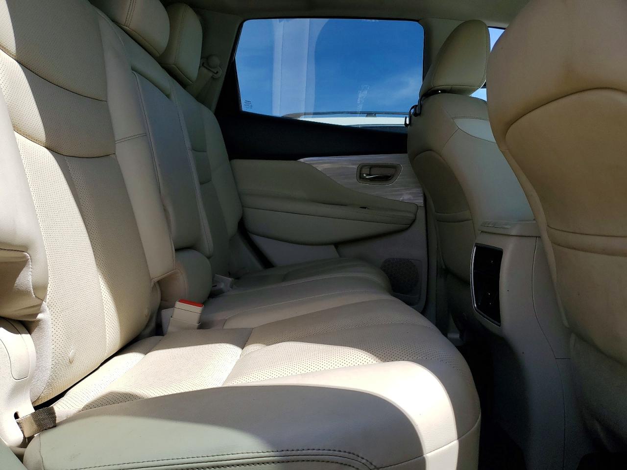 2016 NISSAN MURANO