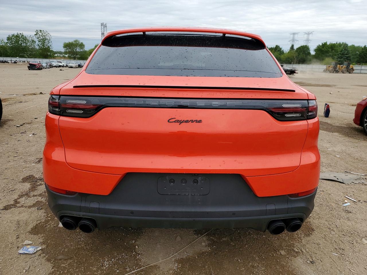 2020 PORSCHE CAYENNE