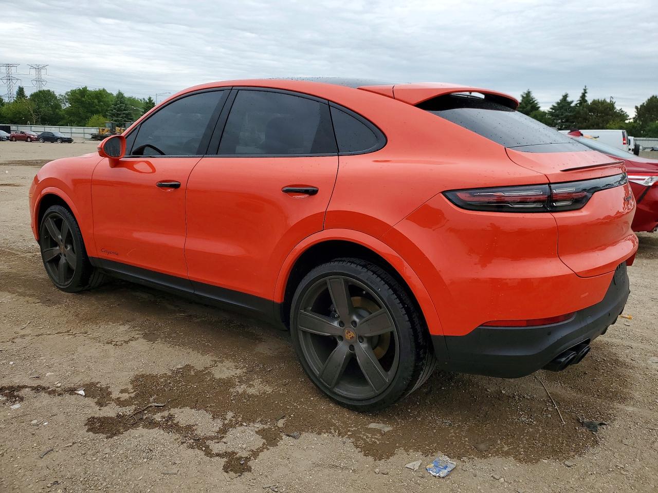 2020 PORSCHE CAYENNE