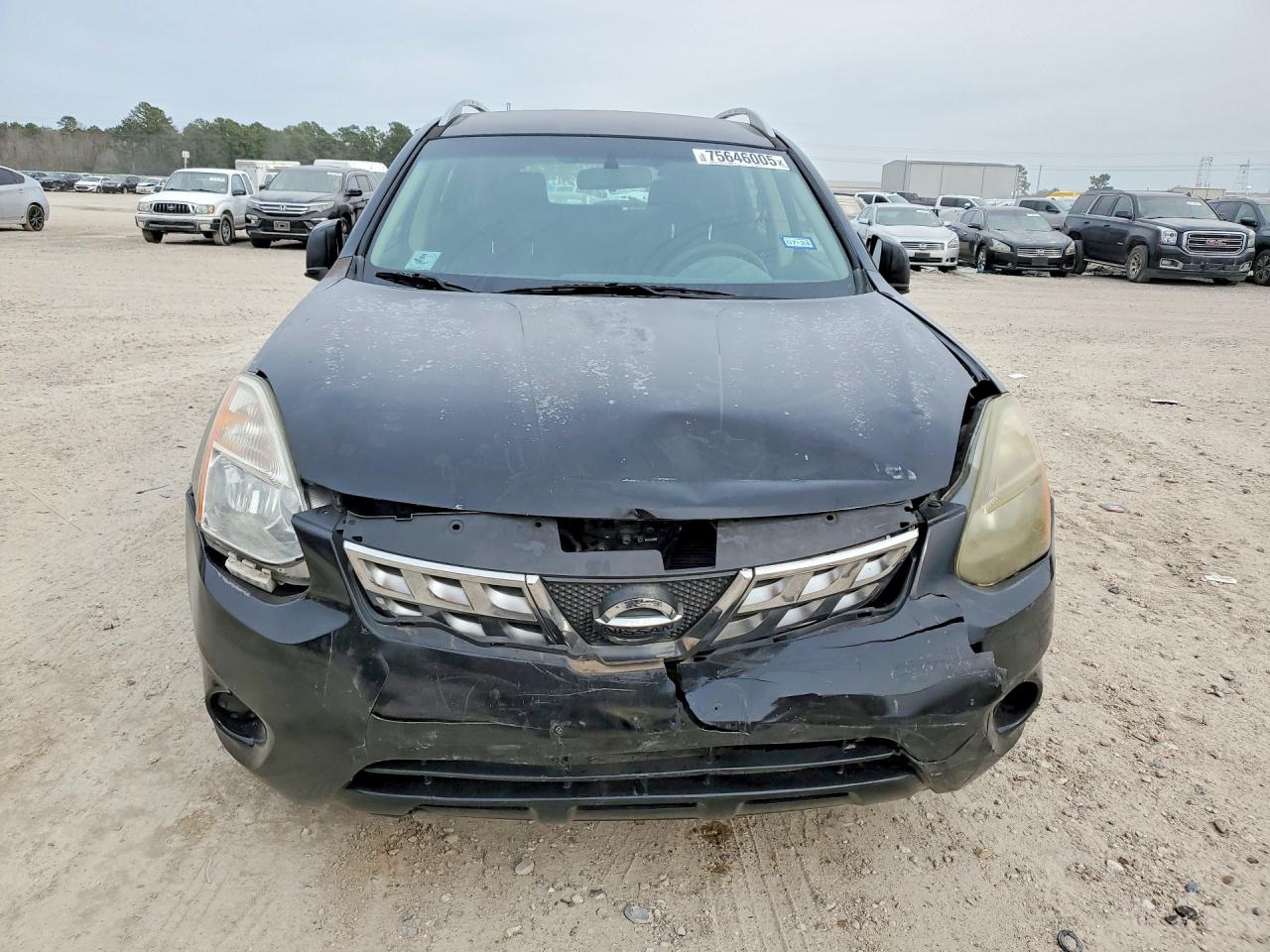 2015 NISSAN ROGUE