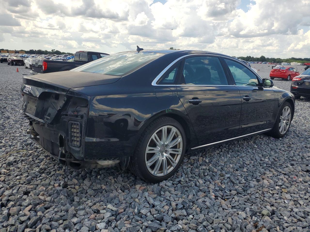 2015 AUDI A8