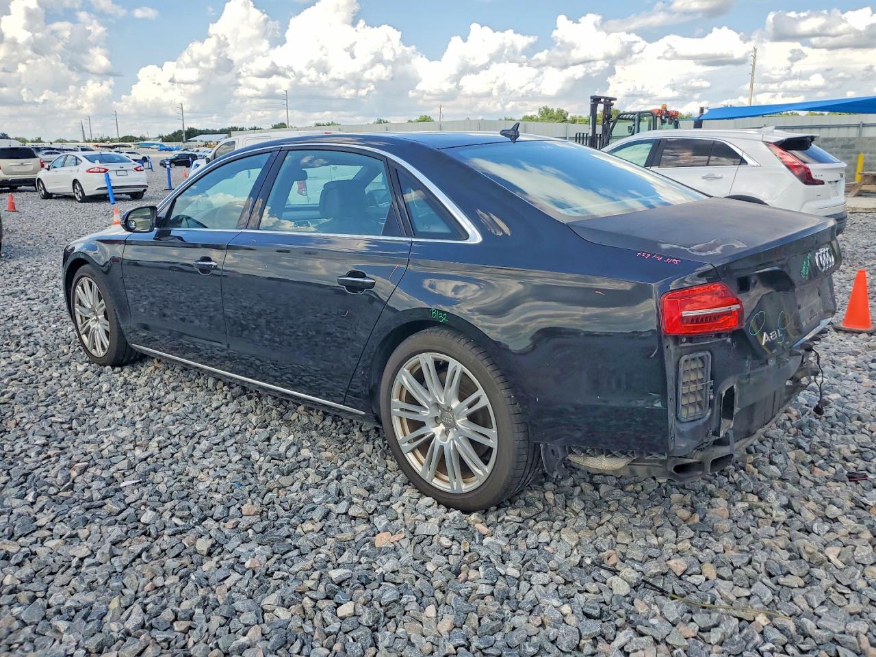 2015 AUDI A8