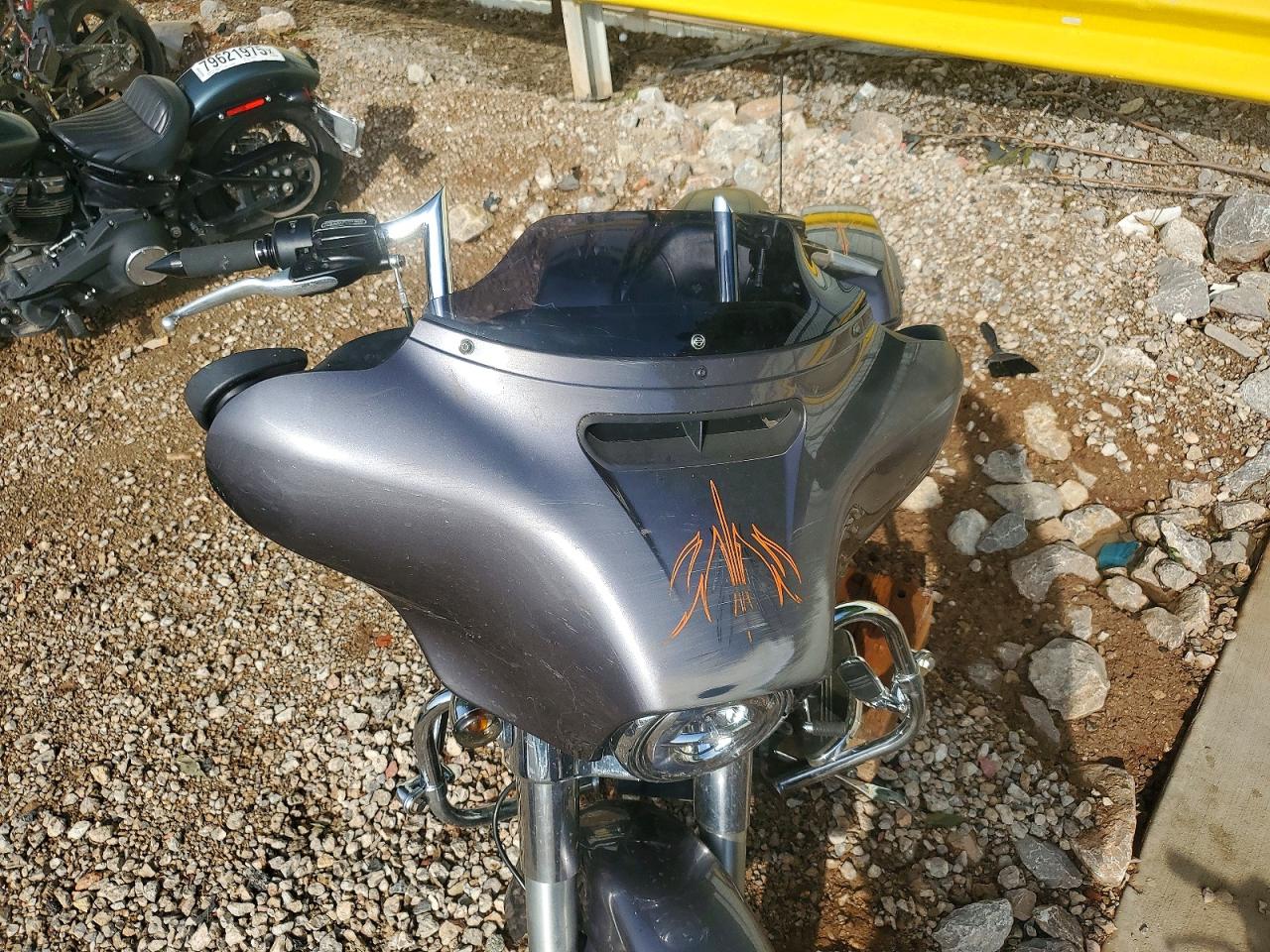 2014 HARLEY-DAVIDSON FL