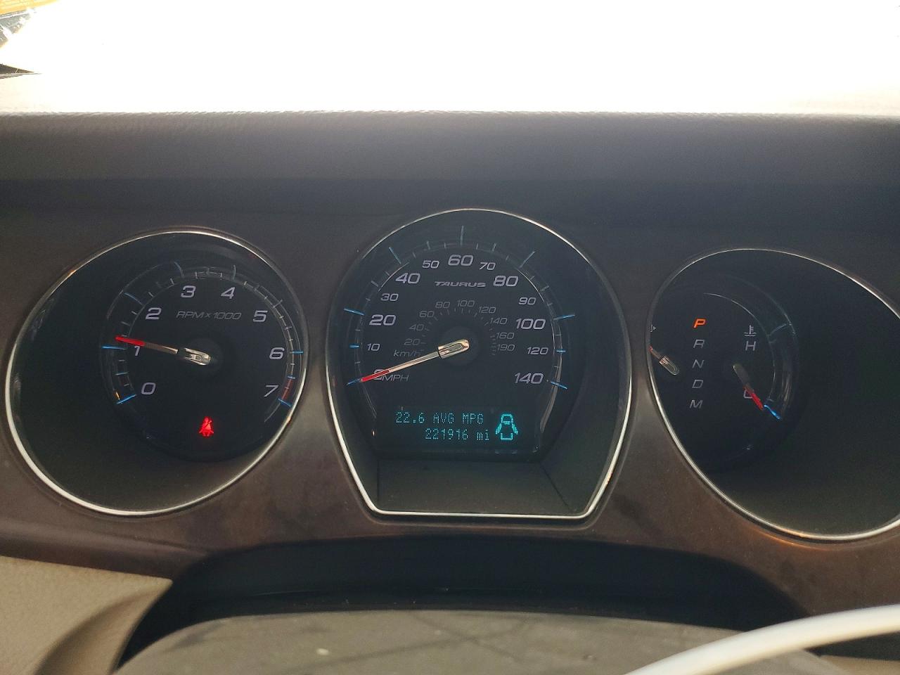 2010 FORD TAURUS