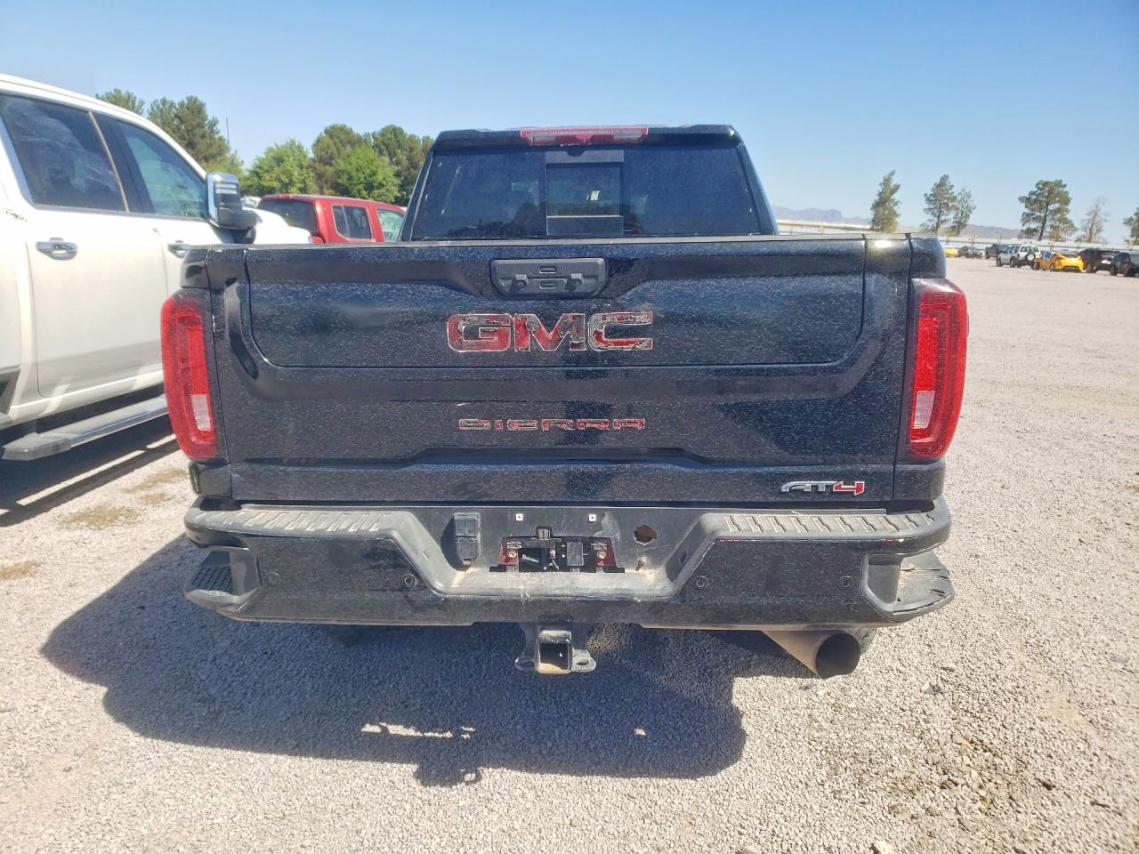 2023 GMC SIERRA