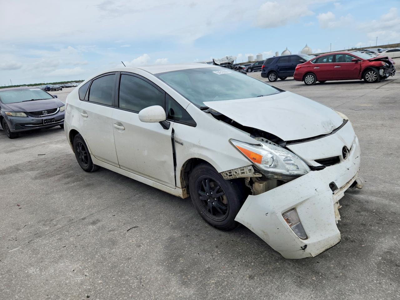 2014 TOYOTA PRIUS