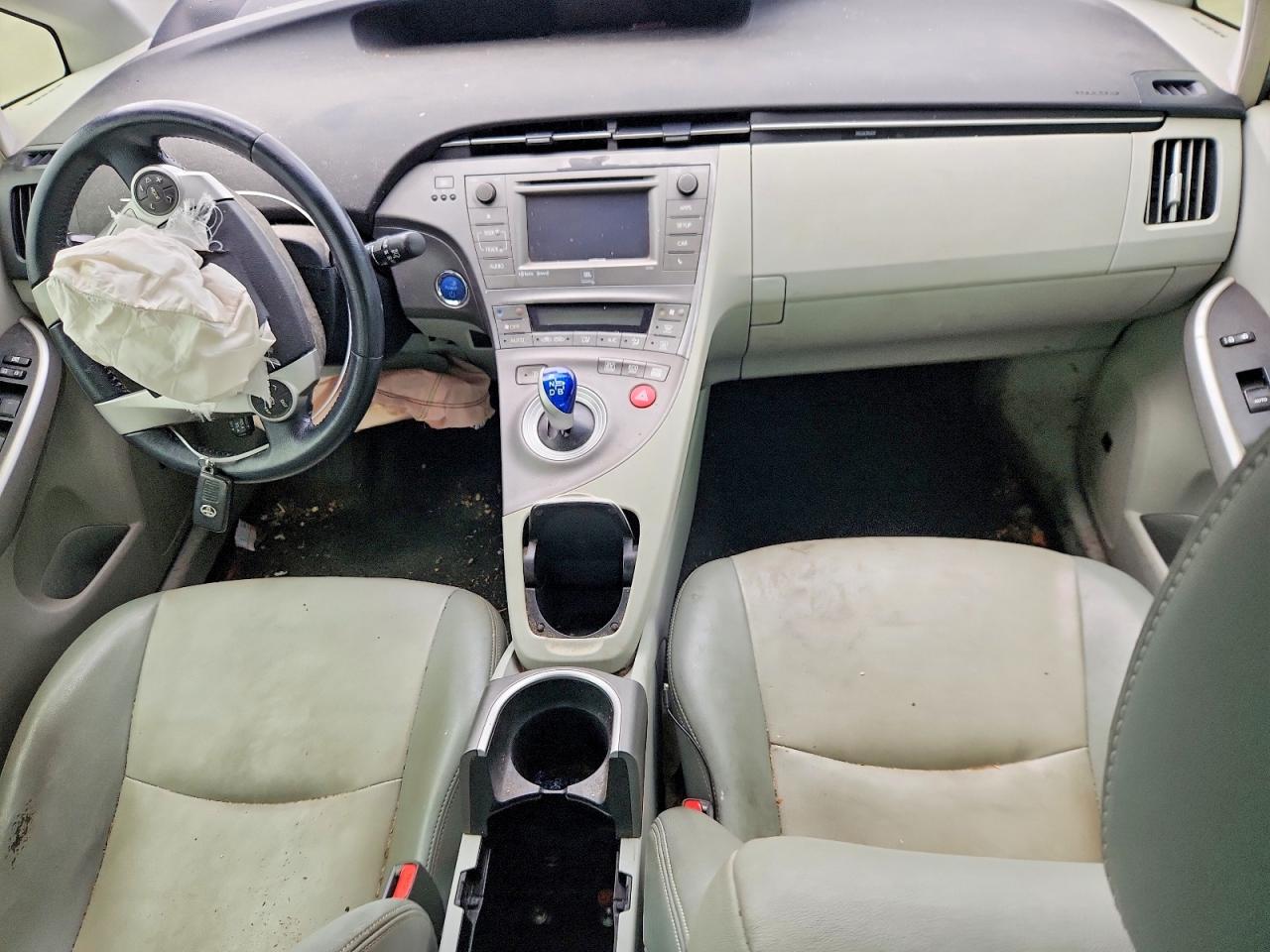 2014 TOYOTA PRIUS
