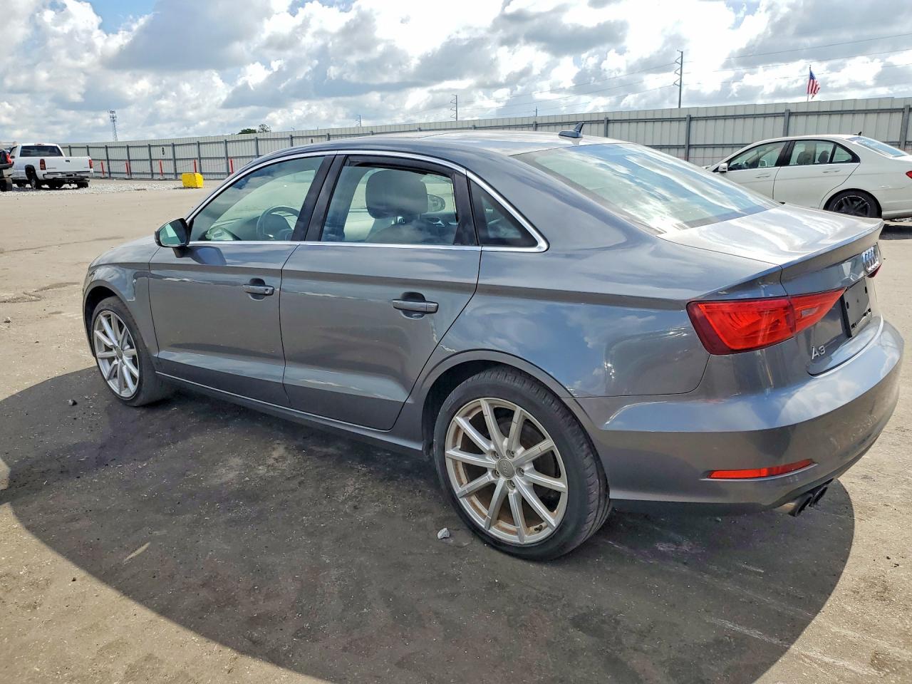 2015 AUDI A3