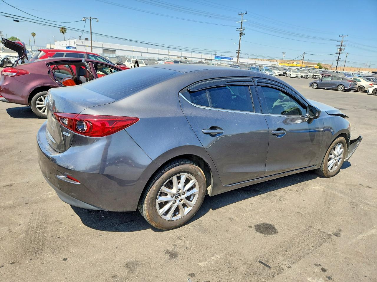 2016 MAZDA 3
