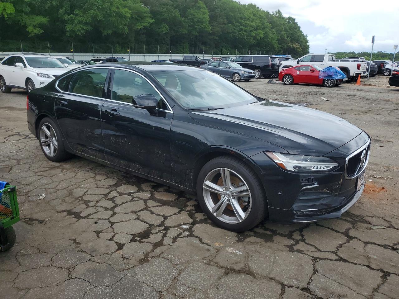2018 VOLVO S90