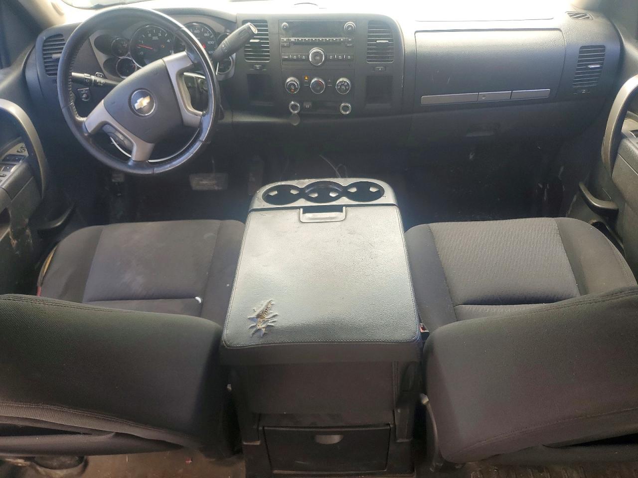 2013 CHEVROLET SILVERADO
