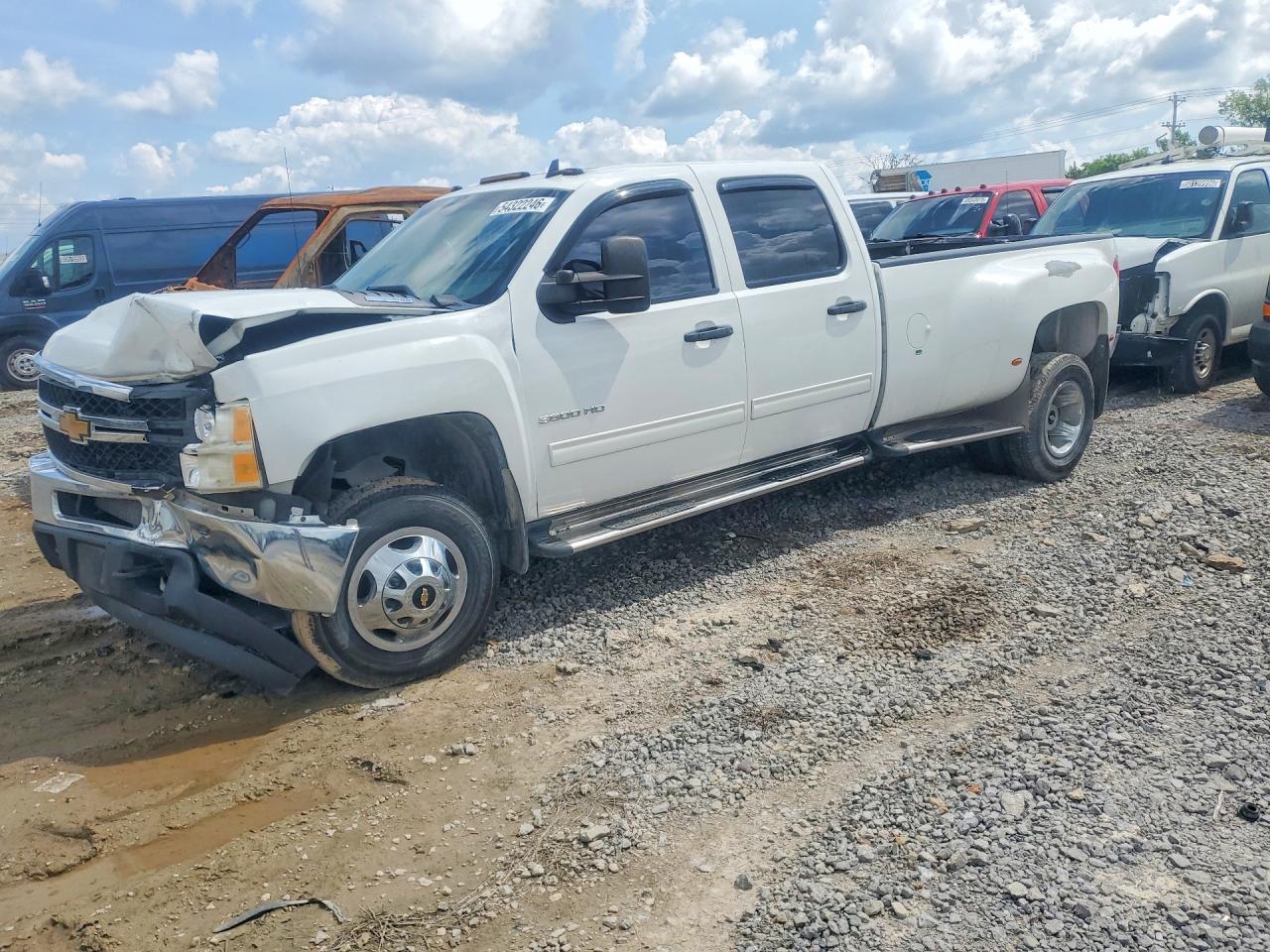 2013 CHEVROLET SILVERADO