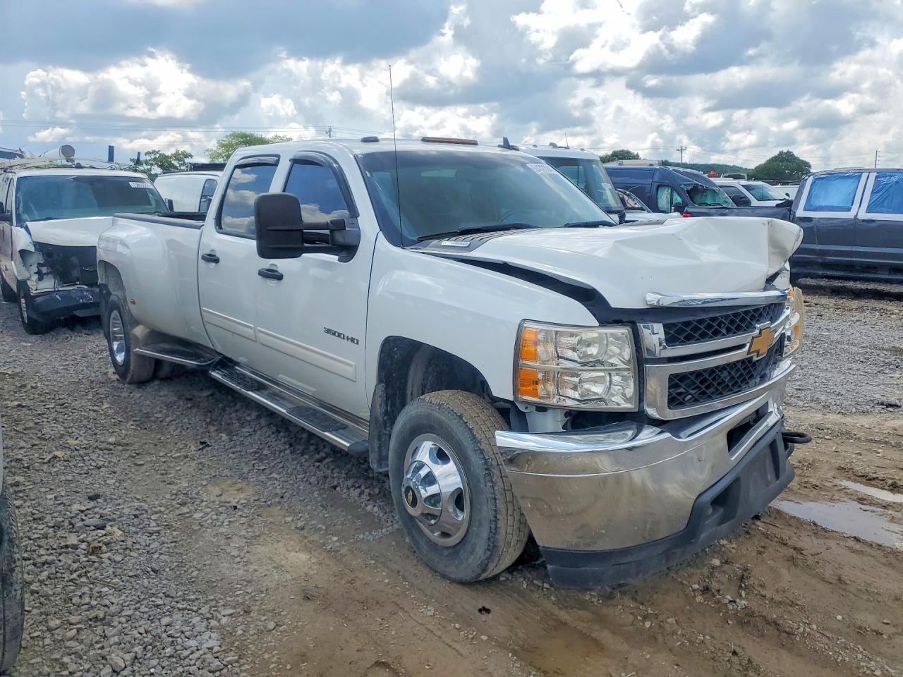 2013 CHEVROLET SILVERADO