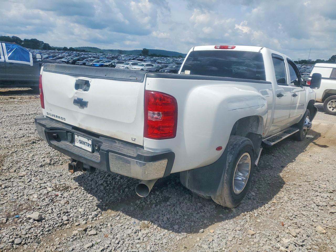 2013 CHEVROLET SILVERADO