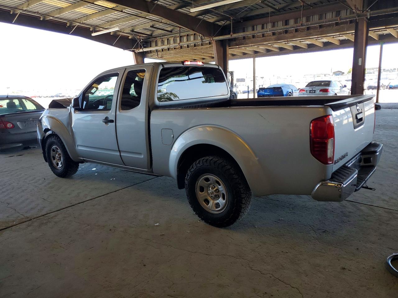 2016 NISSAN FRONTIER