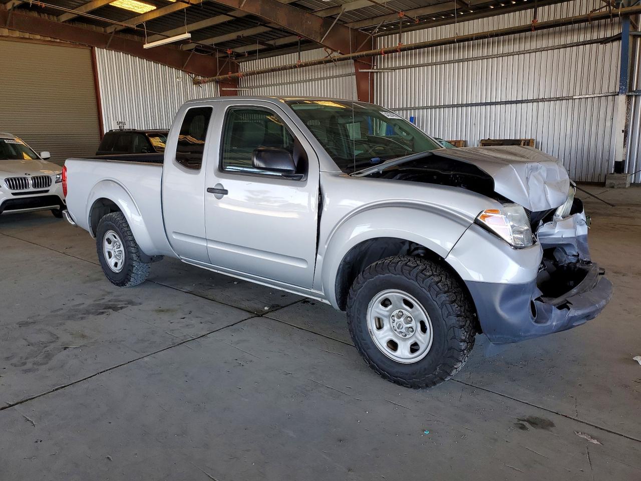 2016 NISSAN FRONTIER