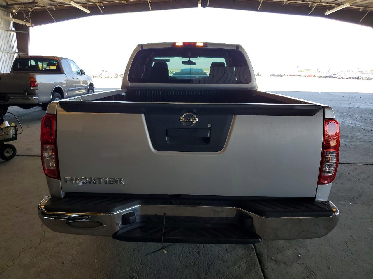 2016 NISSAN FRONTIER