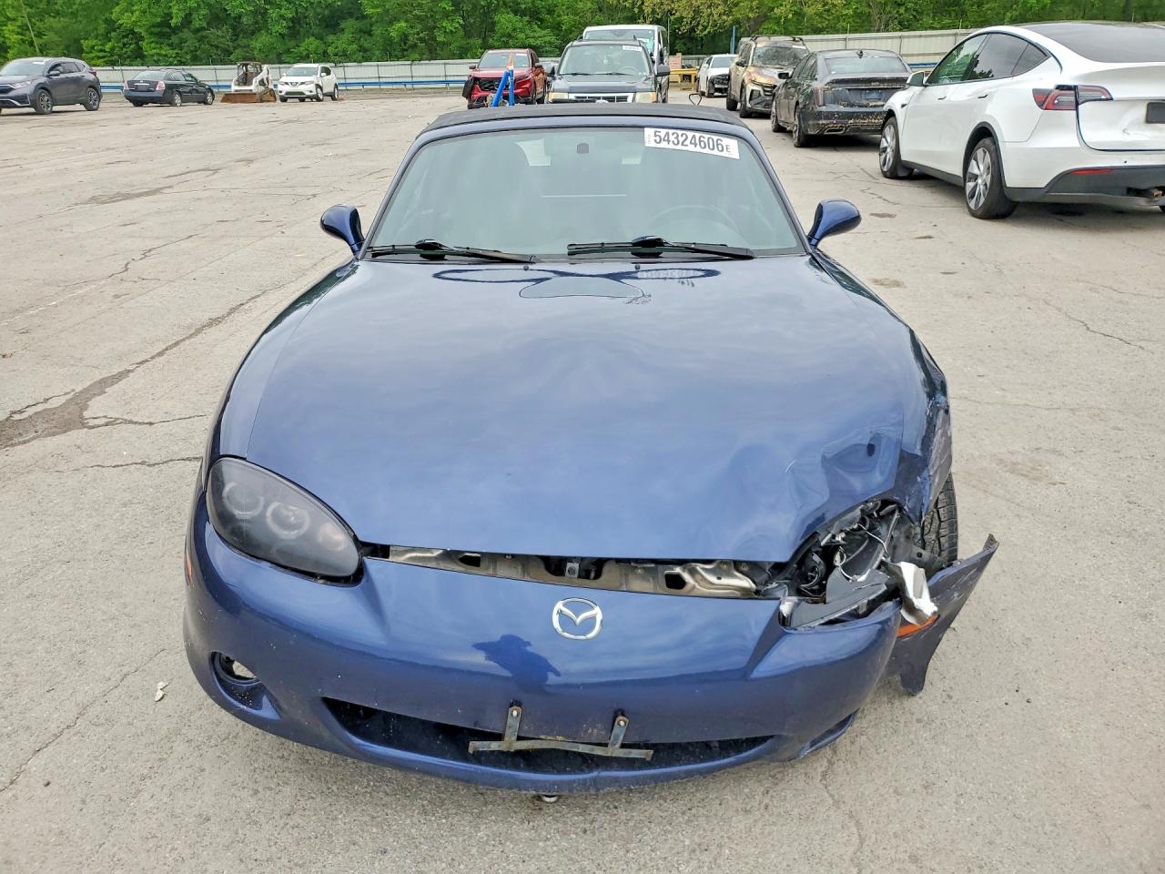 2003 MAZDA MX5