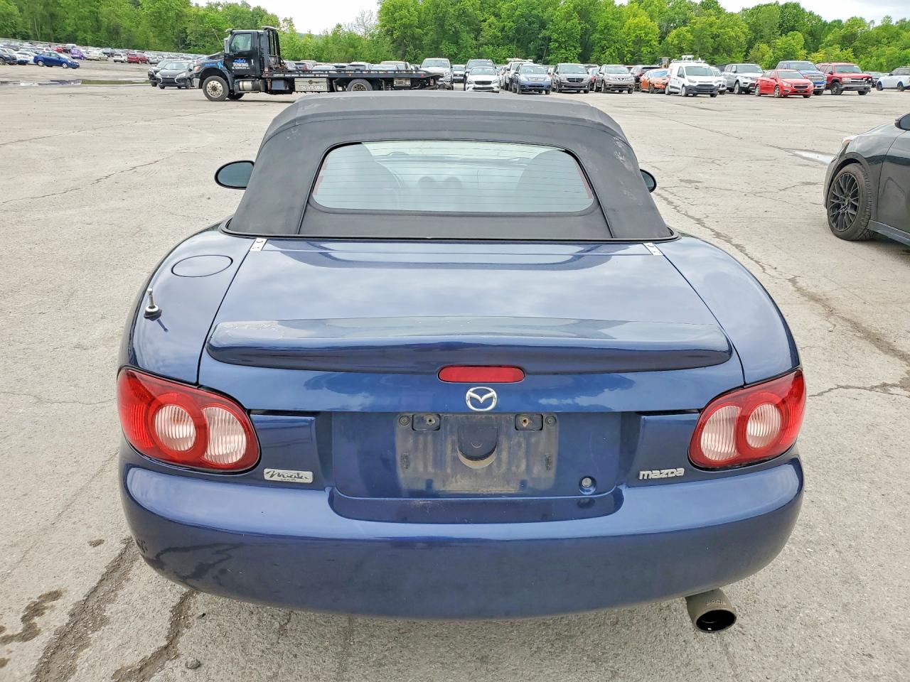 2003 MAZDA MX5