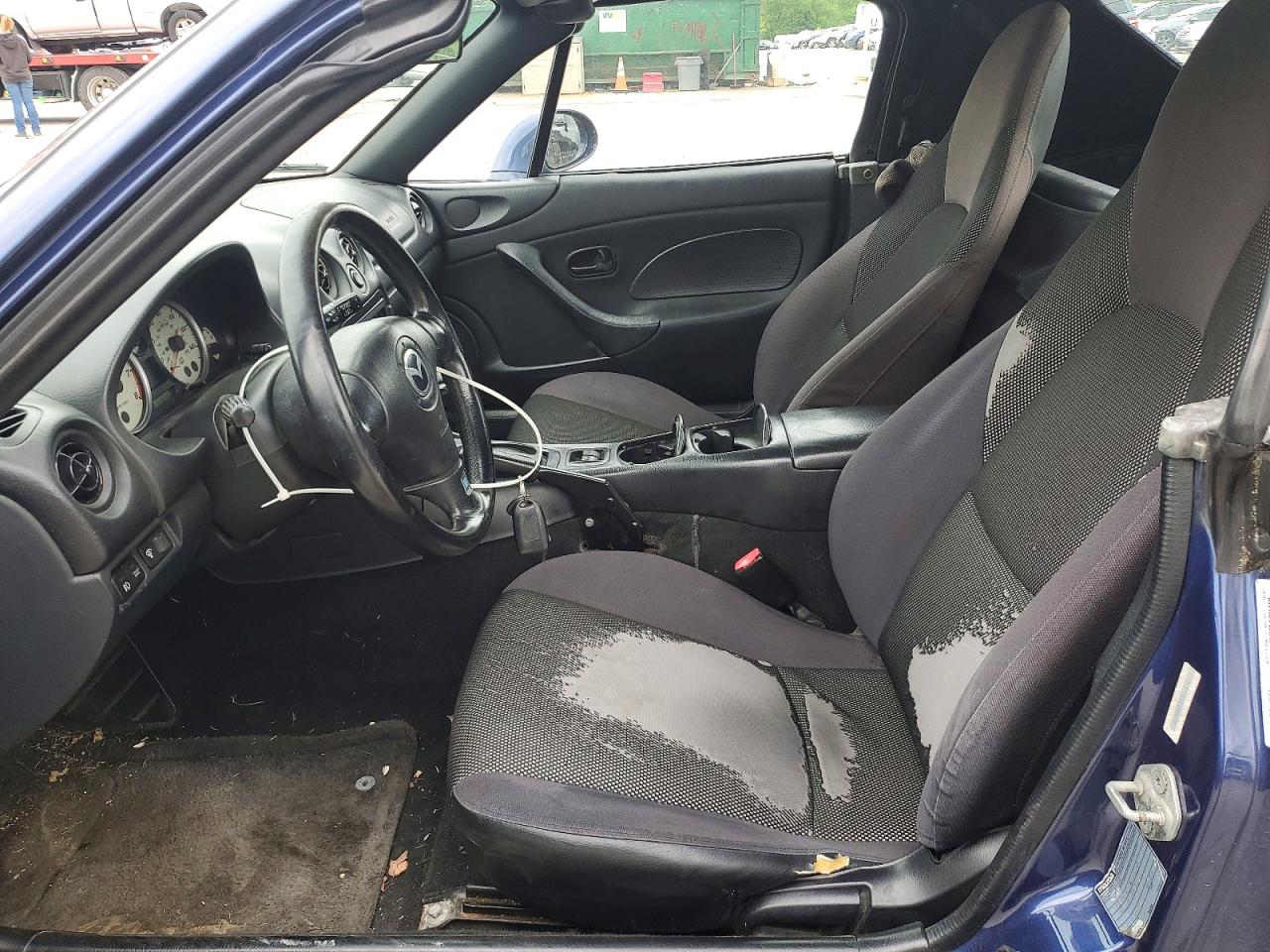 2003 MAZDA MX5