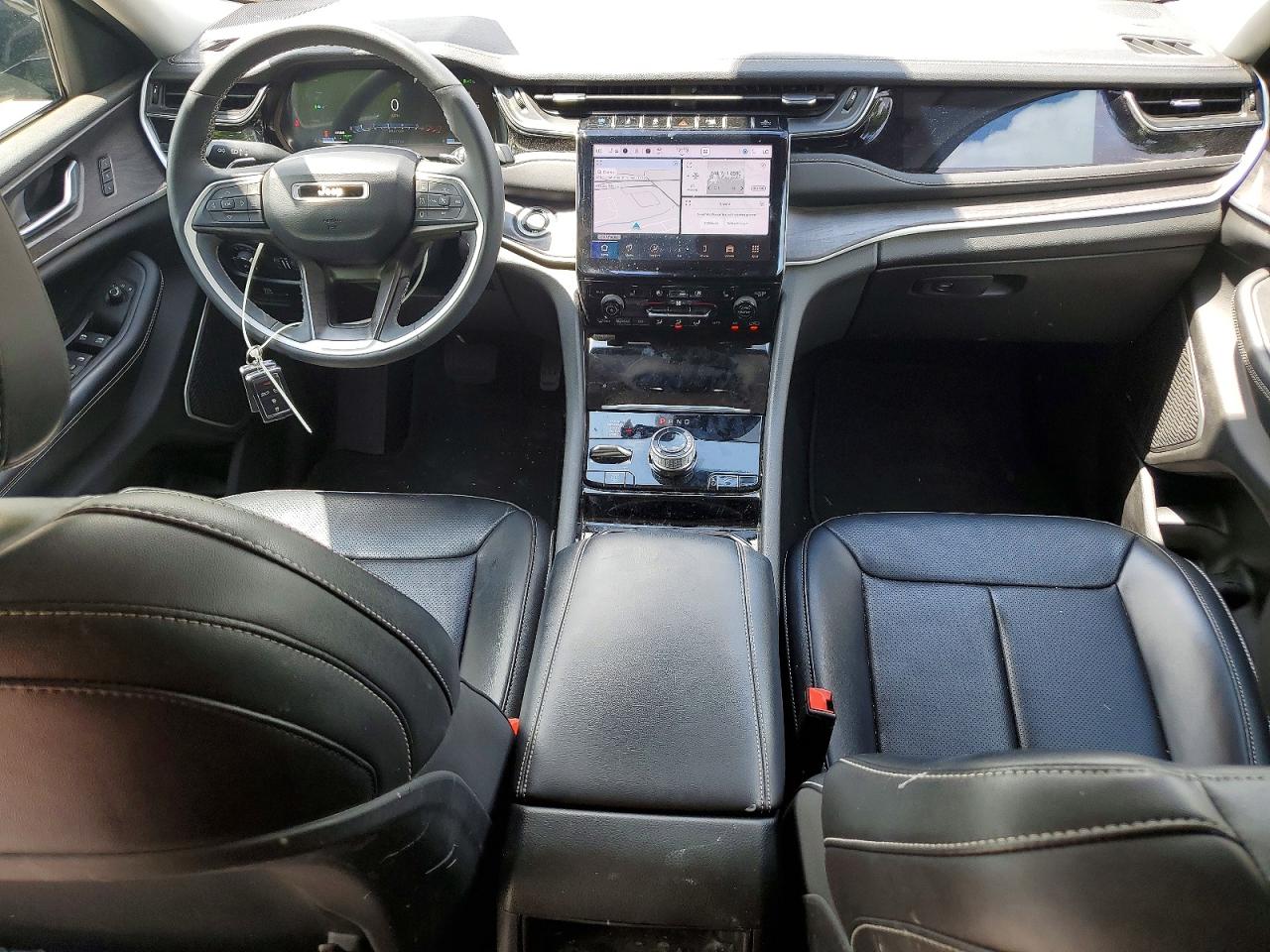 2023 JEEP CHEROKEE