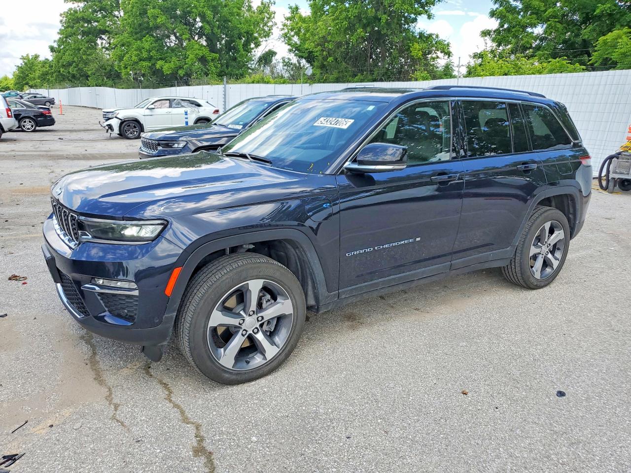 2023 JEEP CHEROKEE