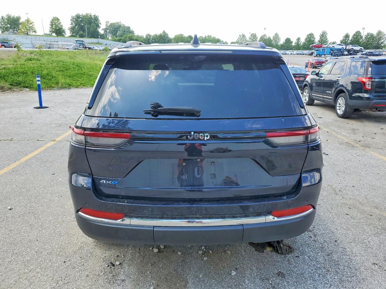 2023 JEEP CHEROKEE