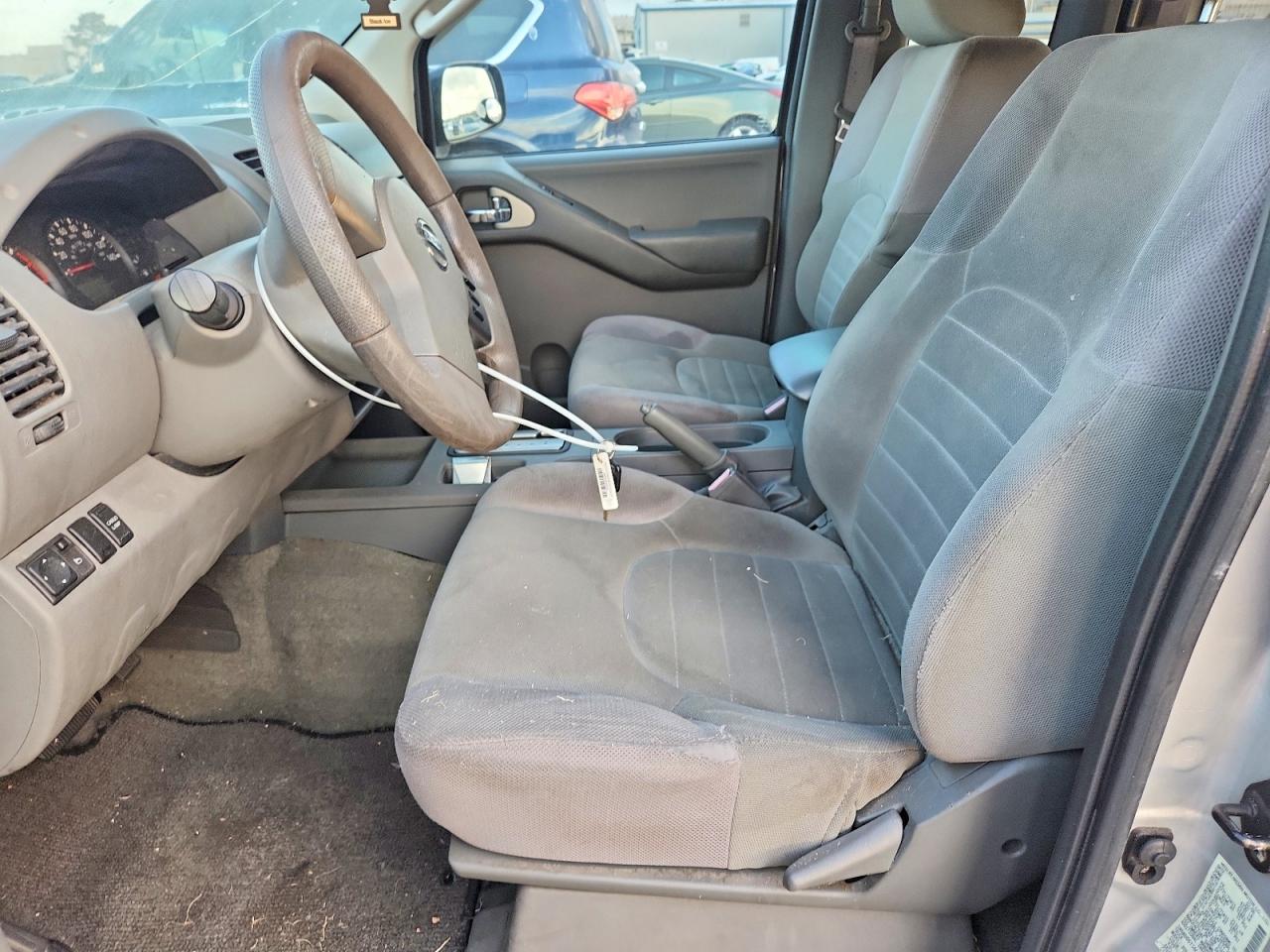 2006 NISSAN FRONTIER