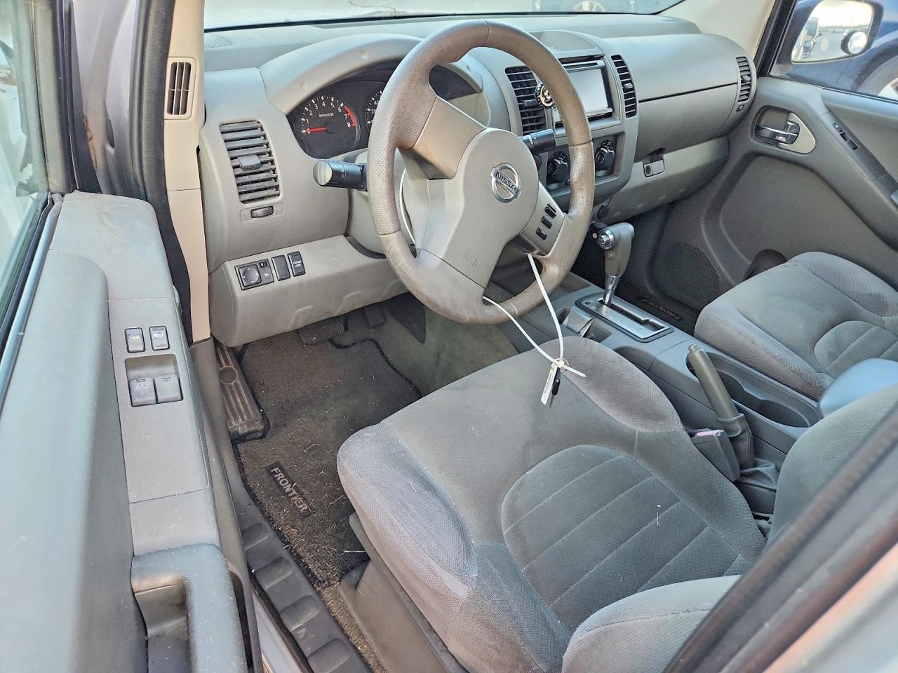 2006 NISSAN FRONTIER