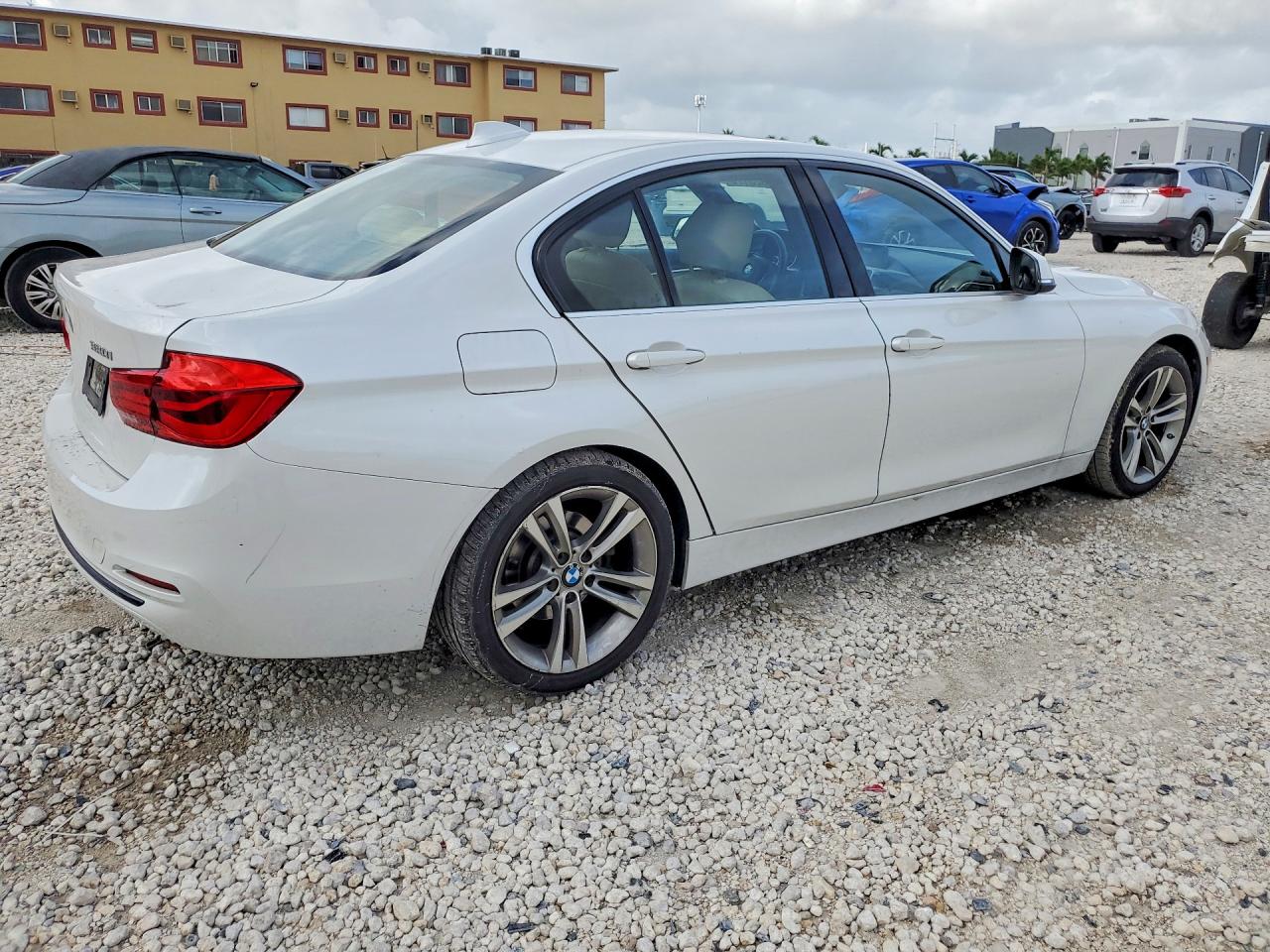 2018 BMW 3 SERIES