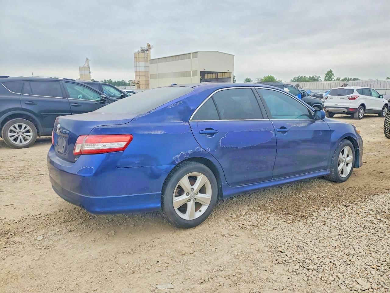 2010 TOYOTA CAMRY
