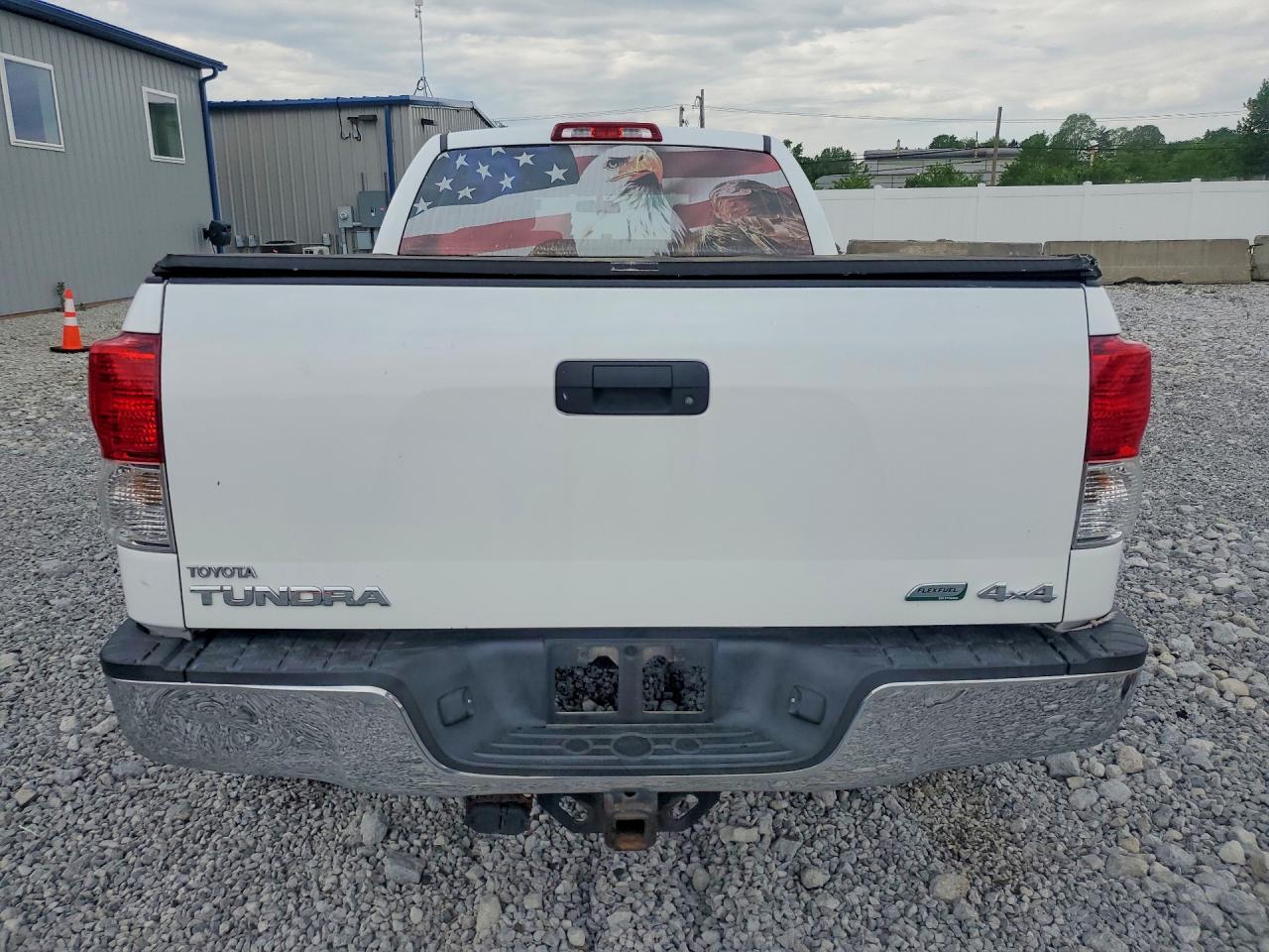 2011 TOYOTA TUNDRA