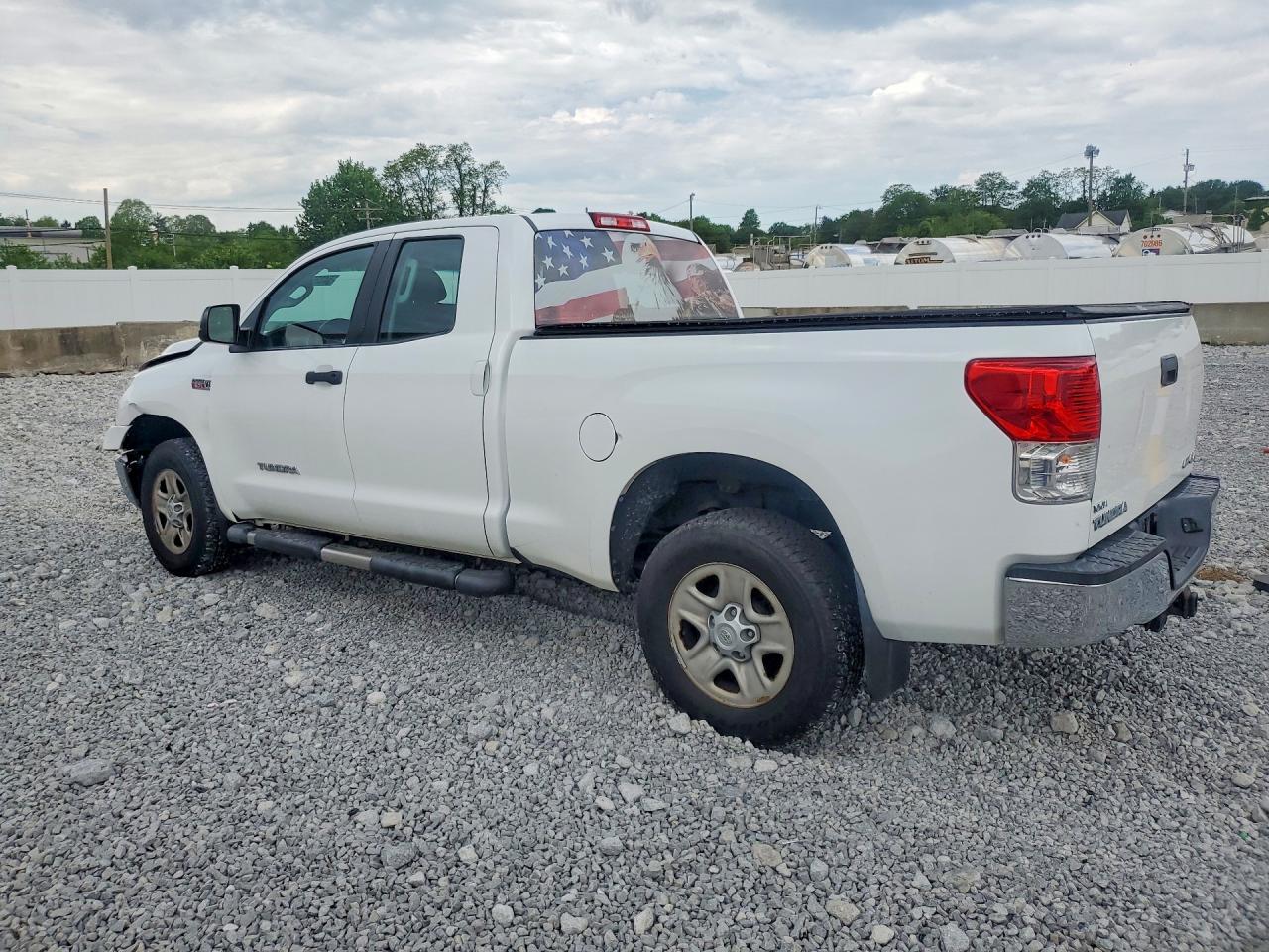 2011 TOYOTA TUNDRA