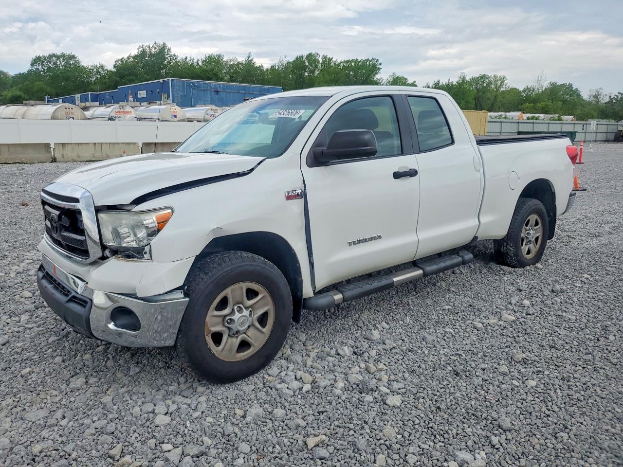 2011 TOYOTA TUNDRA