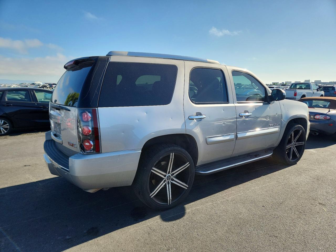 2007 GMC YUKON