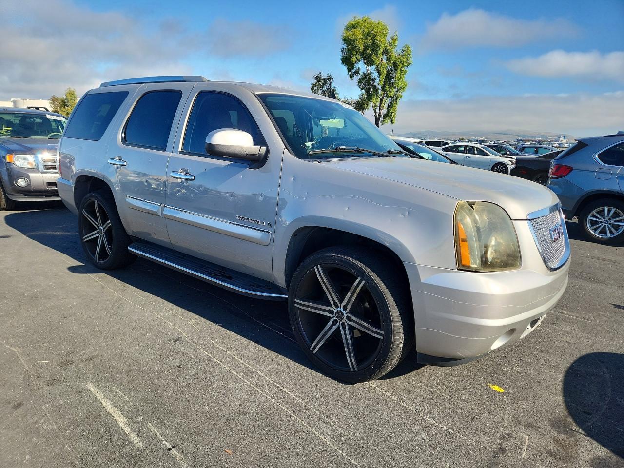 2007 GMC YUKON