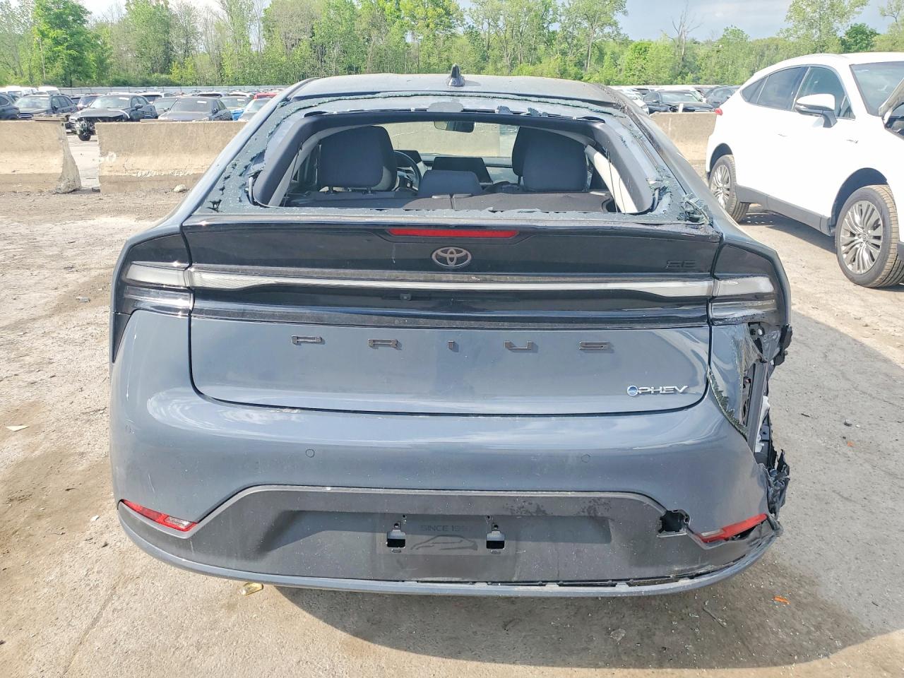 2026 TOYOTA PRIUS