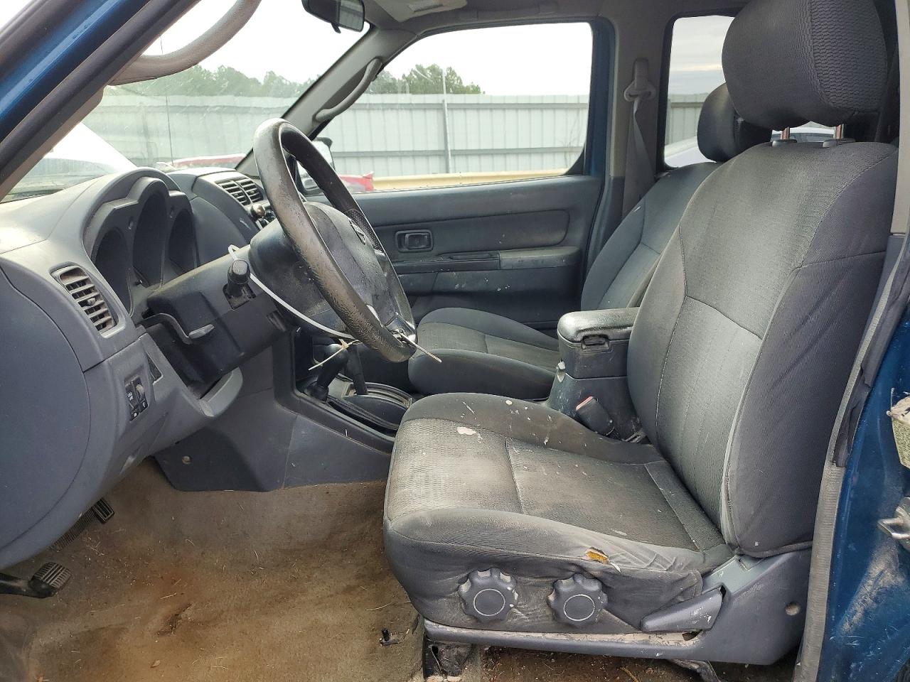 2004 NISSAN FRONTIER