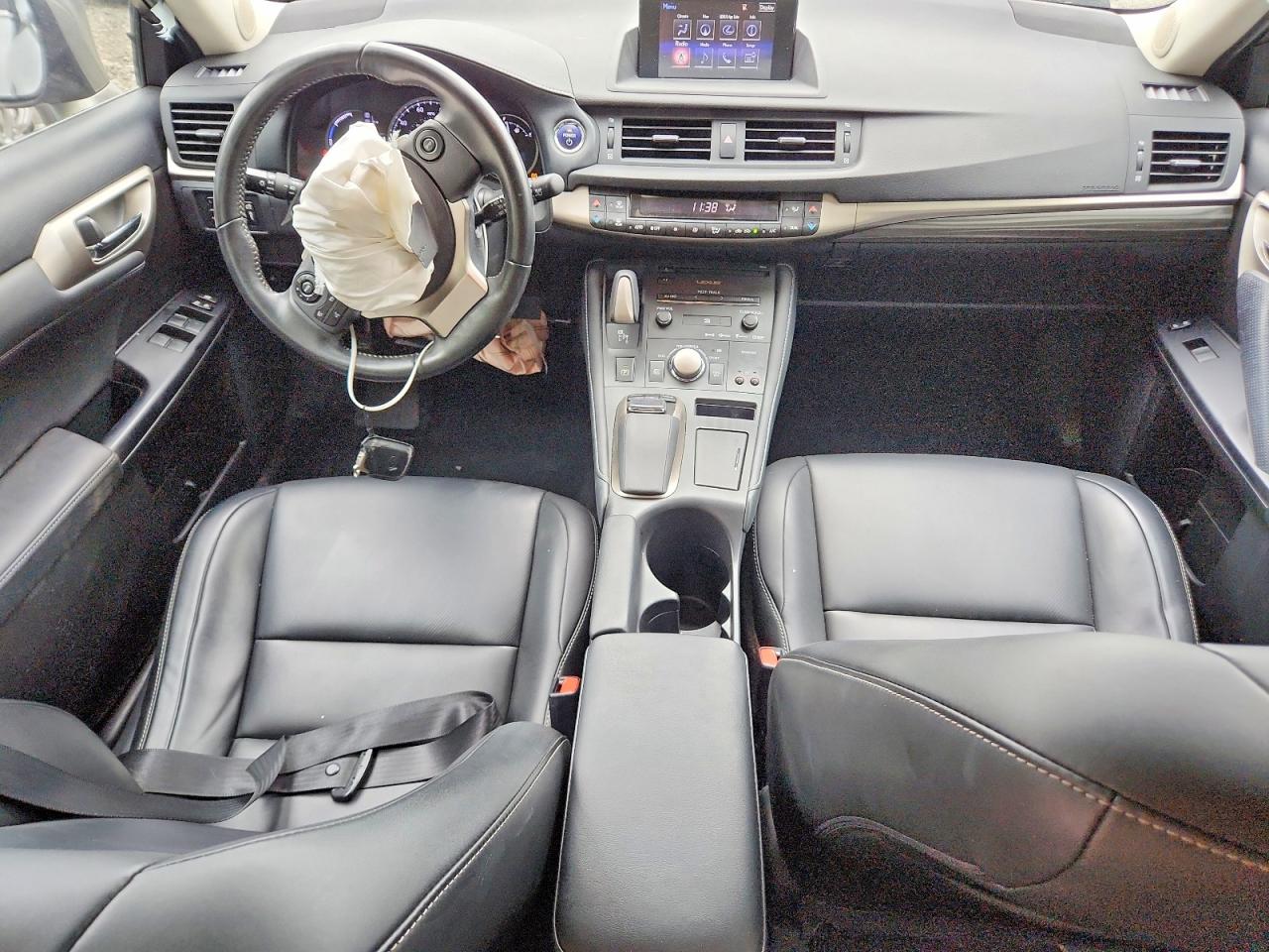 2017 LEXUS CT 200